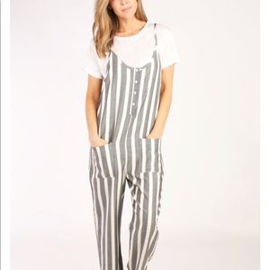 Knot sisters jumpsuit size s. No longer has tag.